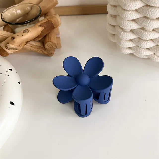 Geometric Flower Hair Clips