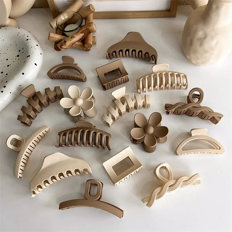 Geometric Flower Hair Clips