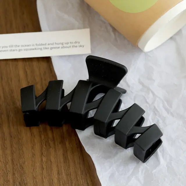 Geometric Flower Hair Clips